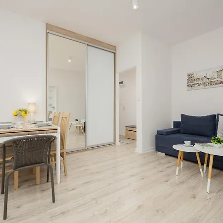 Bright In Center With Two Bedrooms And Balcony By Renters Warsaw